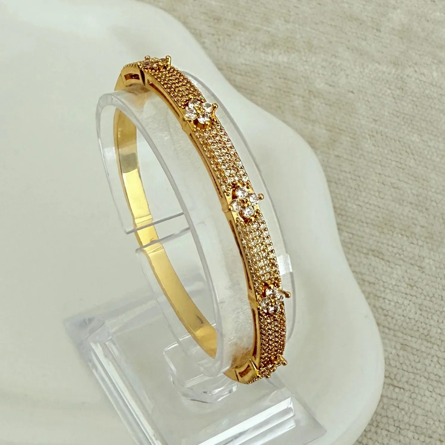 Kendall Bangle