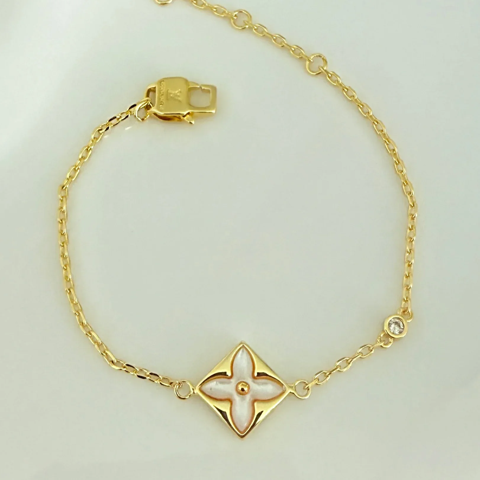 Nova Bracelet